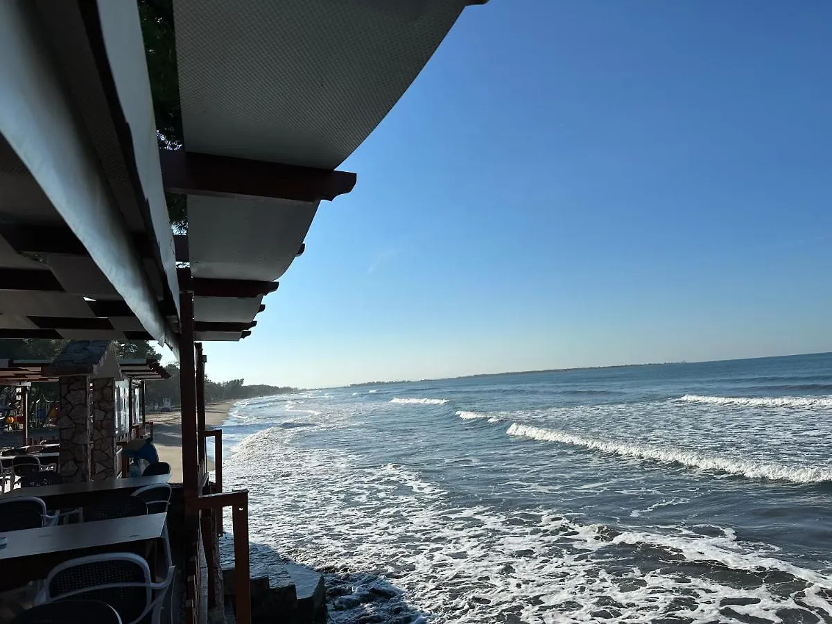 Molla Hotel Restorant Shëngjin