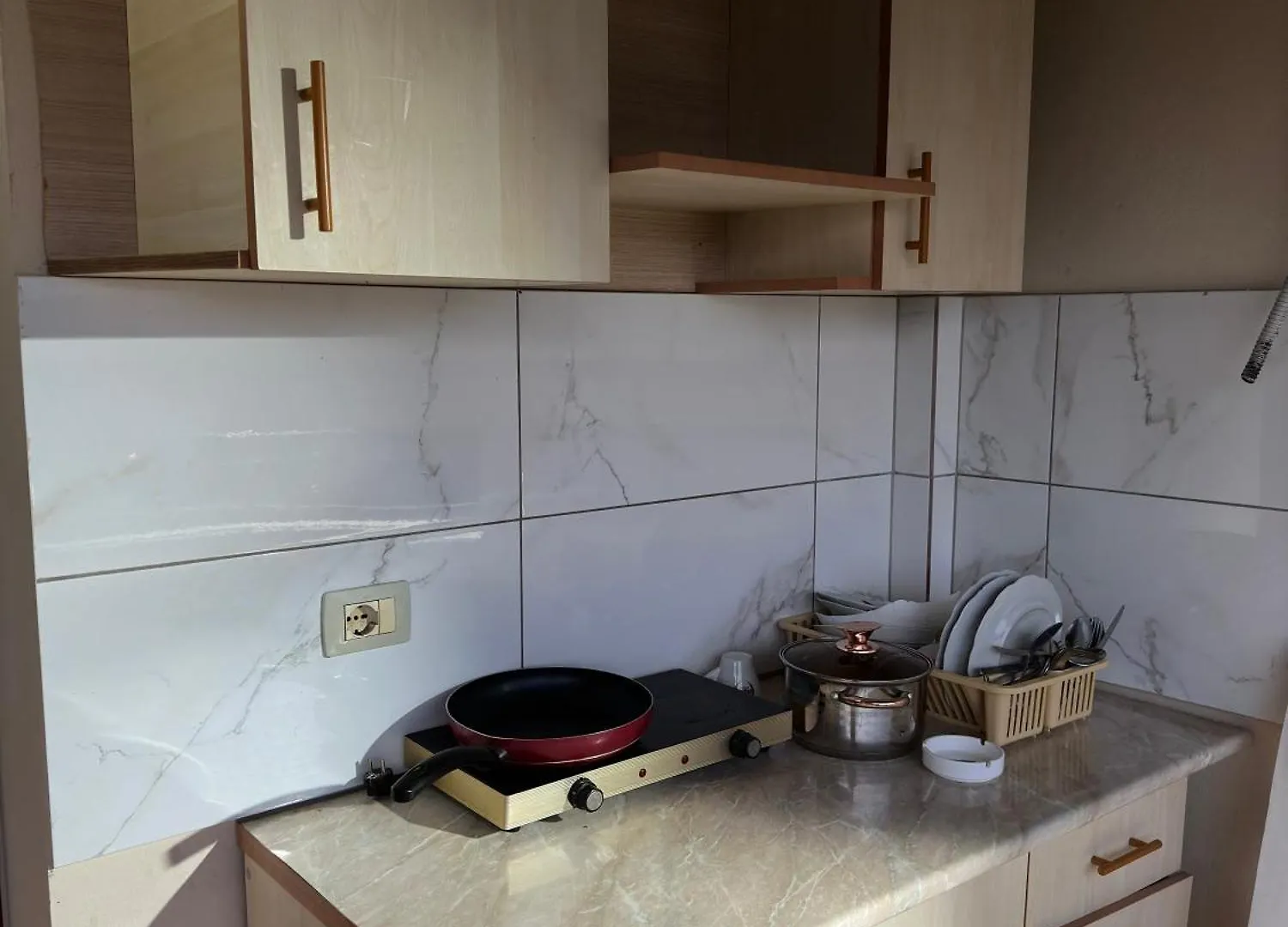 Molla Hotel Restorant Shëngjin 0*,  Αλβανία