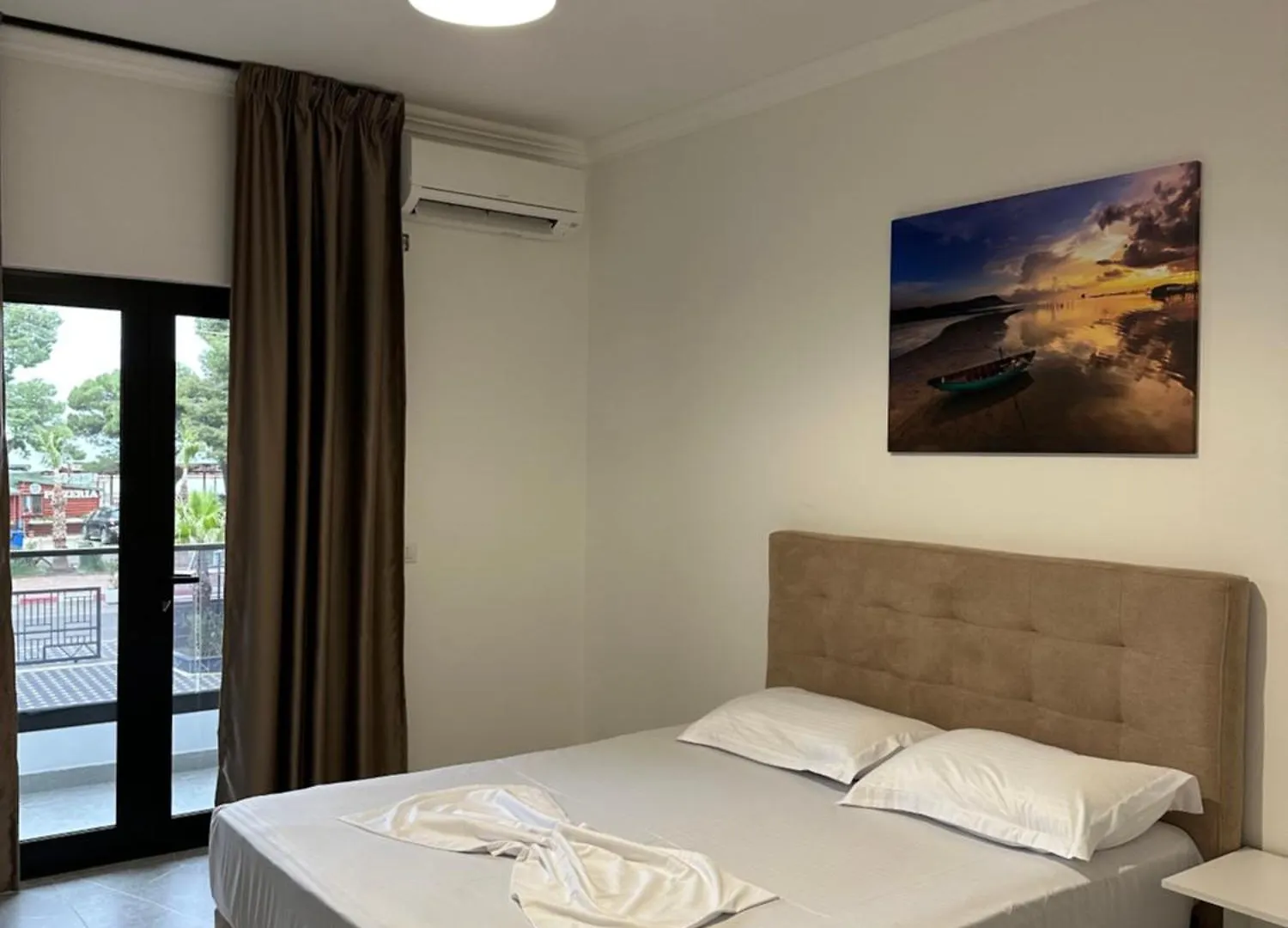Molla Hotel Restorant Shengjin