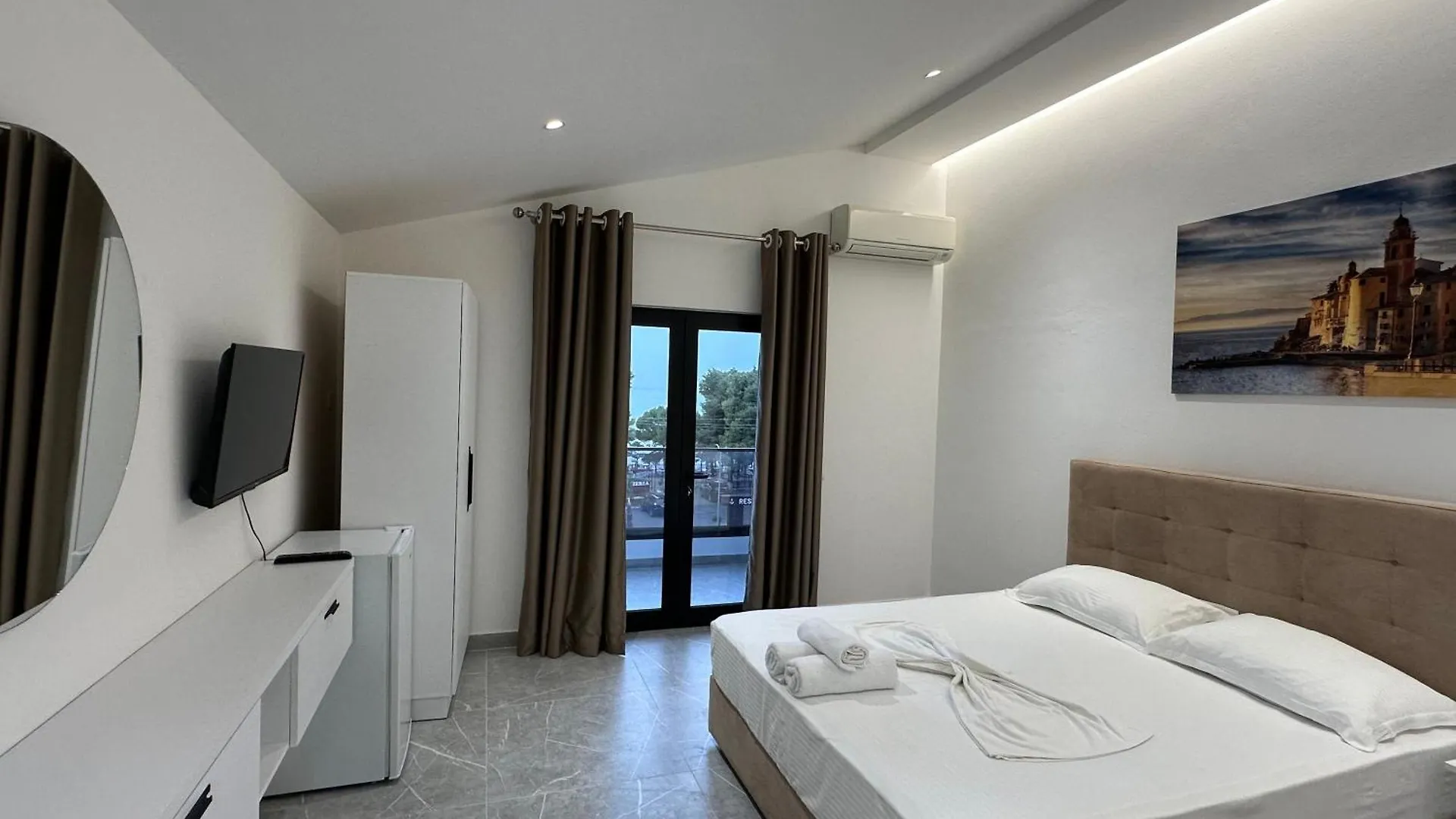 Molla Hotel Restorant Shengjin