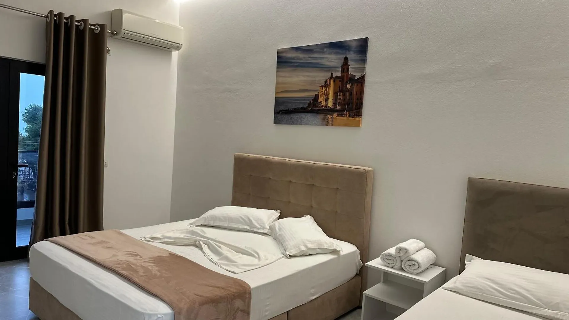 Molla Hotel Restorant Shëngjin