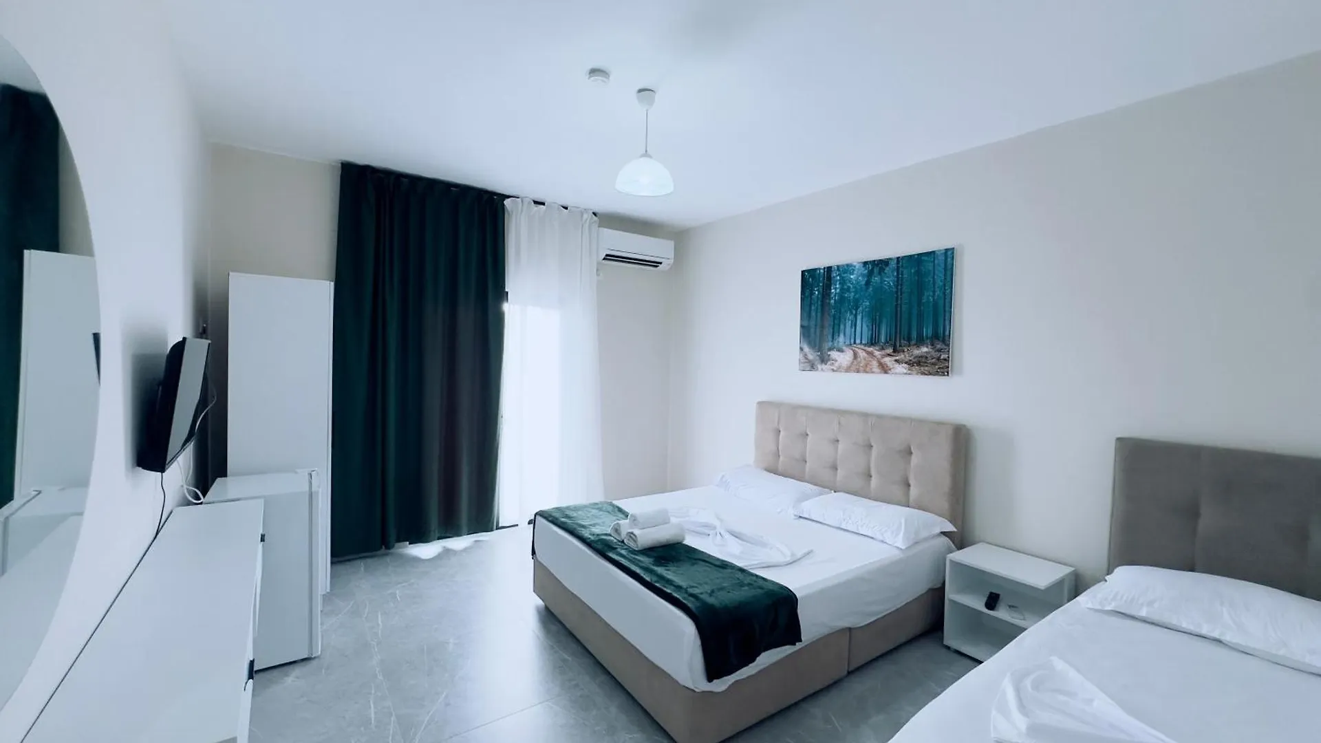 Molla Hotel Restorant Shëngjin